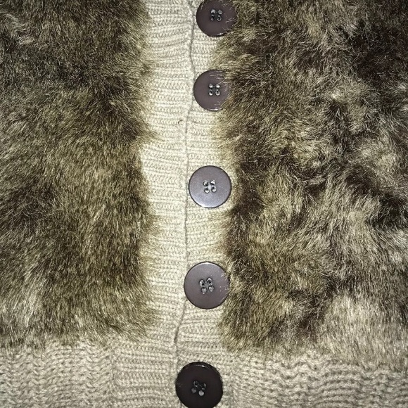 Bisou Bisou Michele Bohbot Sweater - Picture 2 of 5